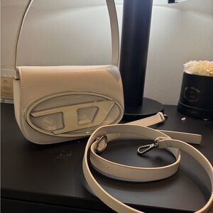 Elegant Cream Handbag